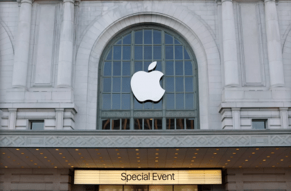 Apple s iPhone SE announcement  what to expect from Monday’s event   The Verge