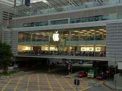 hk_apple_store_opened_exterior